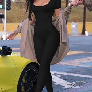 2024 Spring and Summer New Women's One-piece Short Sleeve Solid Color Sexy Slim One-piece Fashion Activity Street One-piece Suit