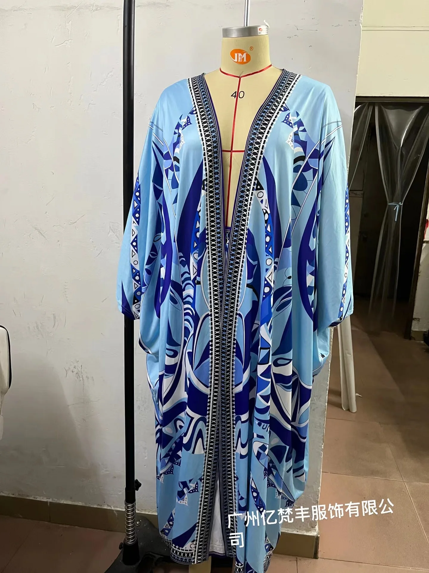 Fashionable Long-sleeved Long Cardigan Jacket + Shorts 2-piece Set For Women Spring Bohemian Printing Loose Vacation Suit Female